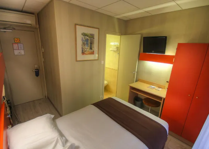 Hotel Des Trois Gares Paris