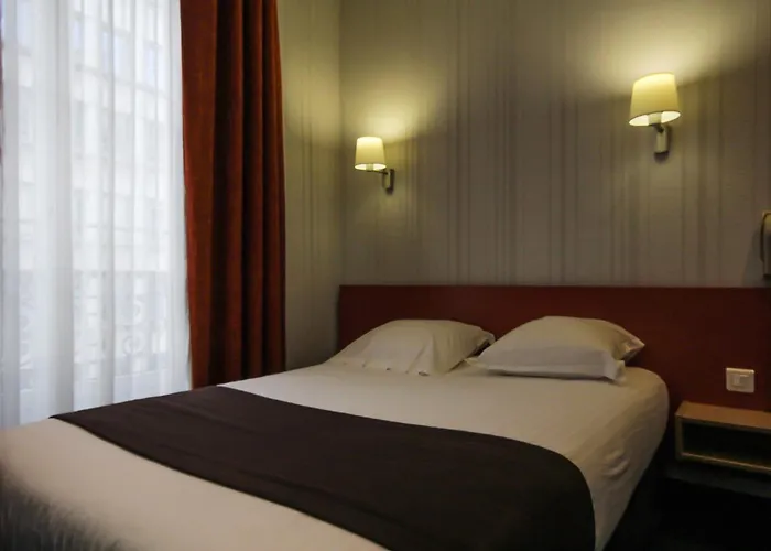 Des Trois Gares Paris