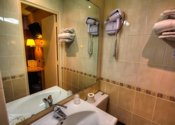 Hotel Des Trois Gares Paris