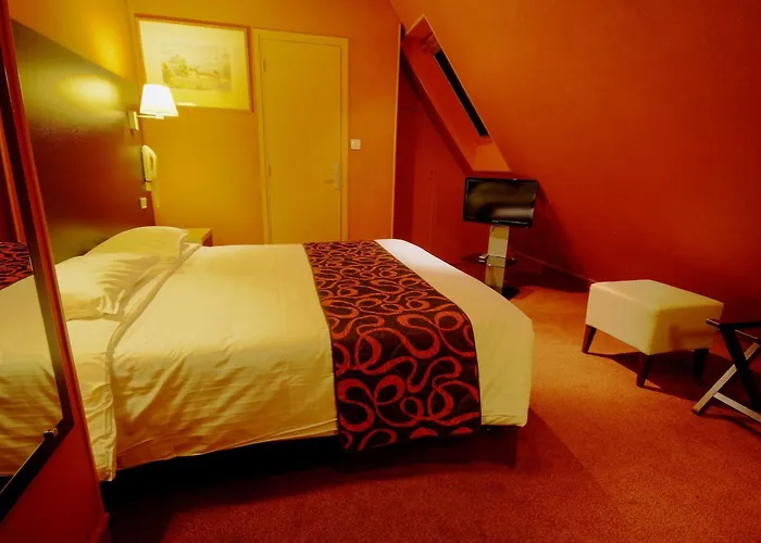 Des Trois Gares Hotel 3*