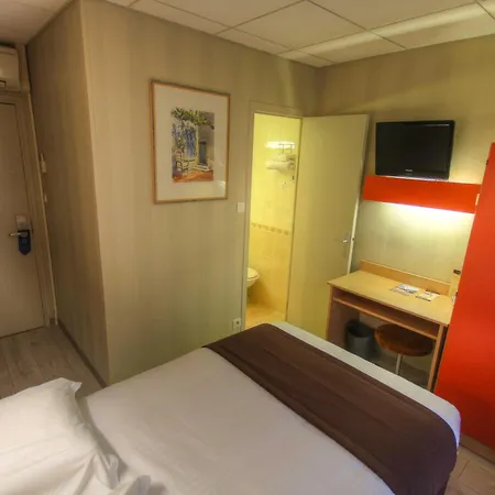 Hotel Des Trois Gares Paris