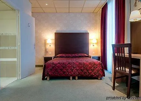 Des Trois Gares Hotel Paris