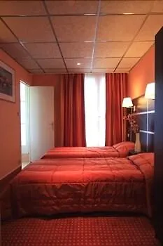 Des Trois Gares Отель Париж