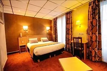 Отель Des Trois Gares 3*