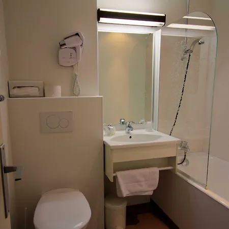 Des Trois Gares Париж