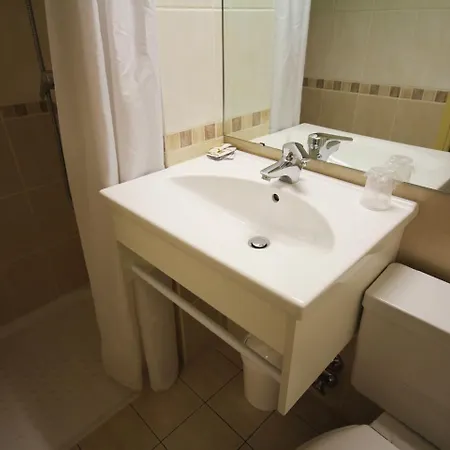 Des Trois Gares Париж