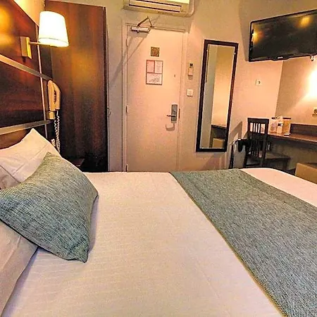 Des Trois Gares Hotel