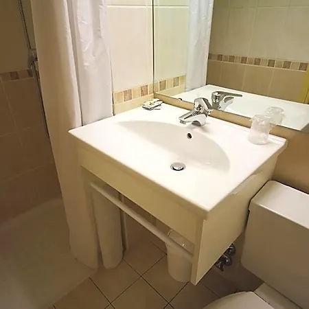 Hotel Des Trois Gares 3*