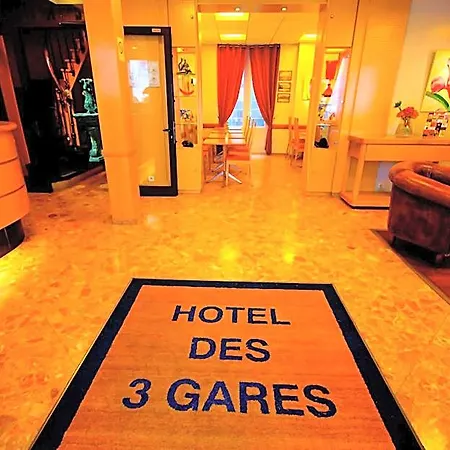 Des Trois Gares Parijs