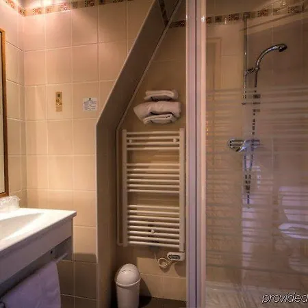 Hotel Des Trois Gares Parigi