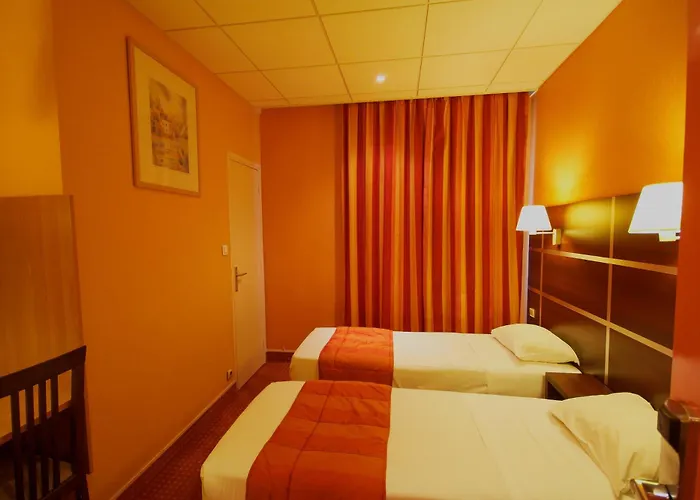 호텔 데 트루아 가르 3*