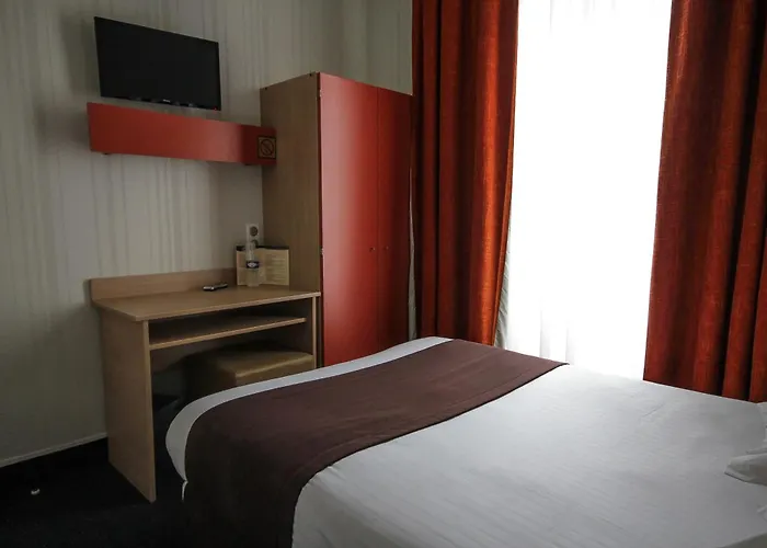 데 트루아 가르 3*