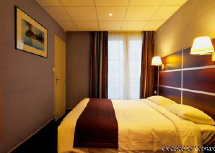 데 트루아 가르 호텔 3*