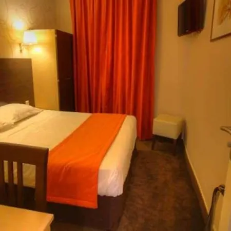 Hotel Des Trois Gares 3*