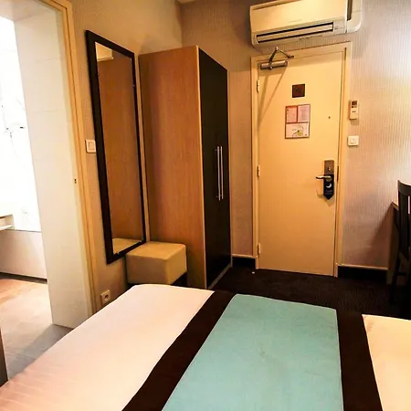 Hotel Des Trois Gares Paris