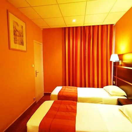 Hotel Des Trois Gares 3*