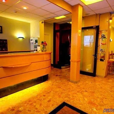 Hotel Des Trois Gares 3*