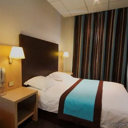 Hotel Des Trois Gares