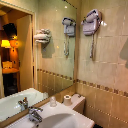 Hotel Des Trois Gares Paris
