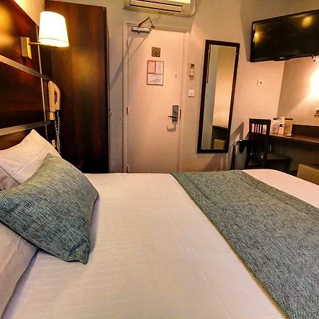 Des Trois Gares 3* Paris