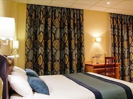 Des Trois Gares Hotel 3*