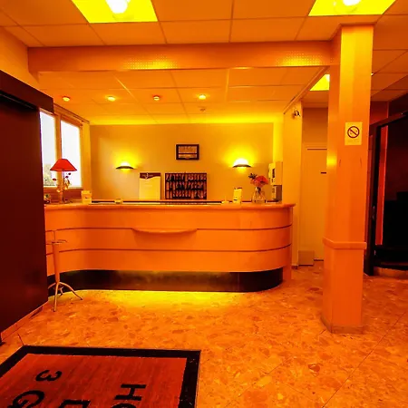 Hotel Des Trois Gares 3*